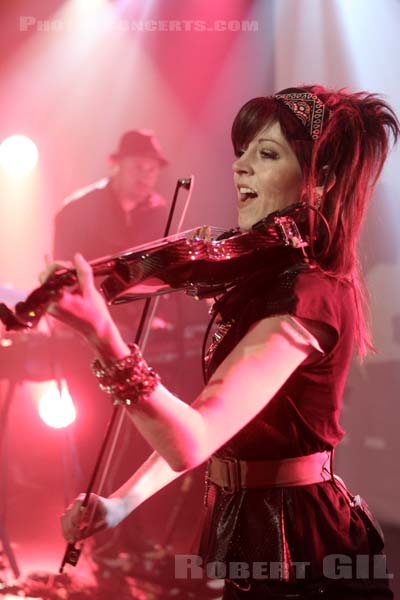 LINDSEY STIRLING - 2013-01-18 - PARIS - La Maroquinerie - 